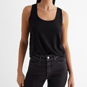 Express Relaxed Scoop Neck Tailored Tank – XL